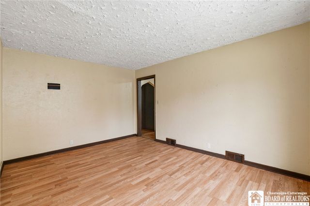 414 18th Street, Niagara Falls, NY 14303