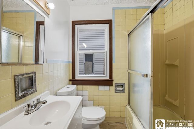 414 18th Street, Niagara Falls, NY 14303