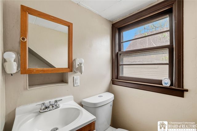 414 18th Street, Niagara Falls, NY 14303