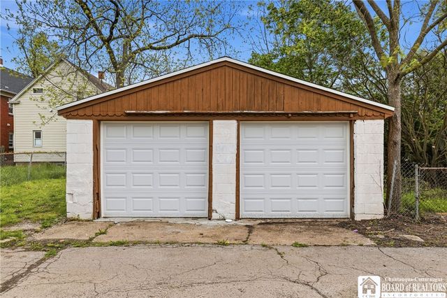 414 18th Street, Niagara Falls, NY 14303