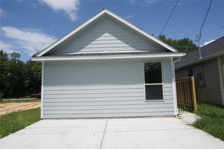 11925 Nelwood, Willis, TX 77318