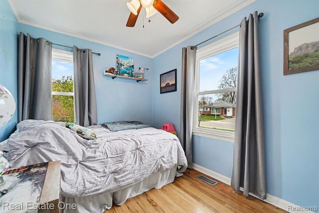 30453 Sheridan Street, Garden City, MI 48135