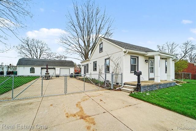 30453 Sheridan Street, Garden City, MI 48135