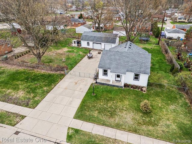 30453 Sheridan Street, Garden City, MI 48135