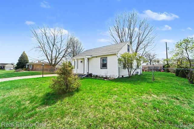 30453 Sheridan Street, Garden City, MI 48135