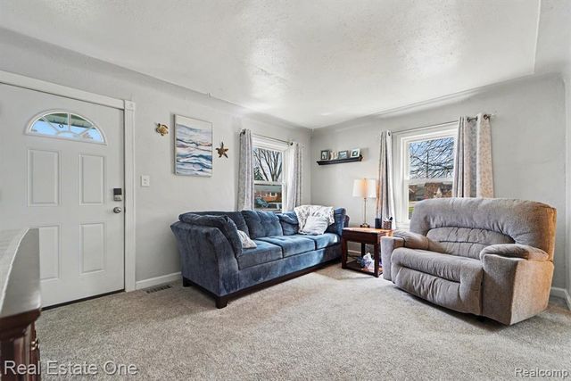 30453 Sheridan Street, Garden City, MI 48135