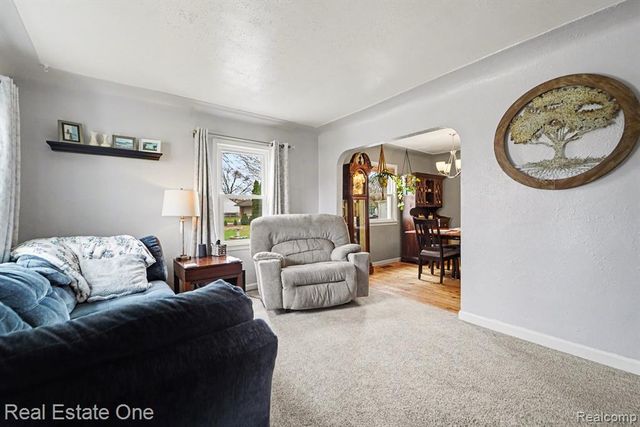 30453 Sheridan Street, Garden City, MI 48135