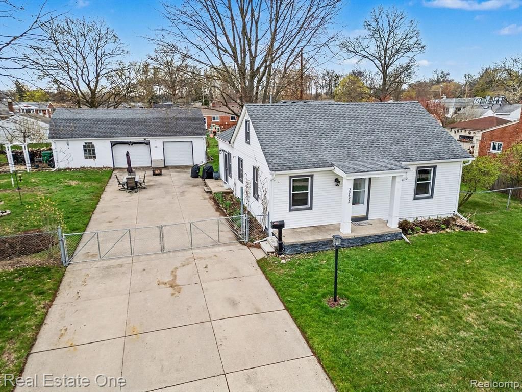30453 Sheridan Street, Garden City, MI 48135
