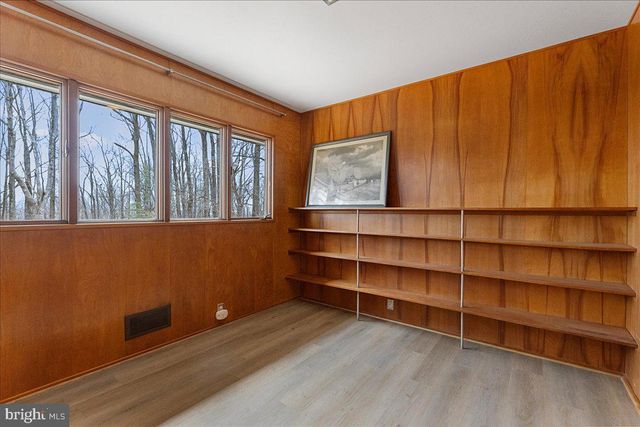 42 STOUTS RD, Skillman, NJ 08558