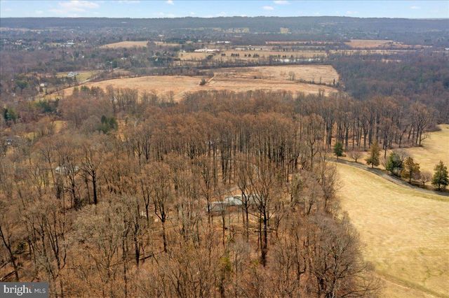 42 STOUTS RD, Skillman, NJ 08558