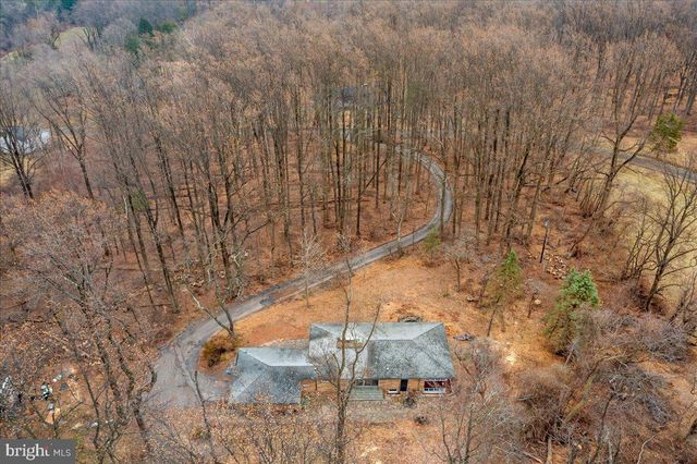 42 STOUTS RD, Skillman, NJ 08558