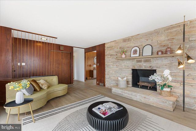 42 STOUTS RD, Skillman, NJ 08558