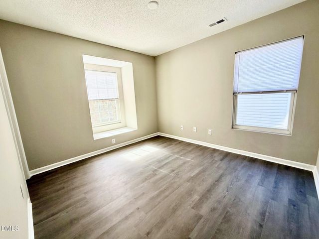 205 Trayesan Drive, Holly Springs, NC 27540