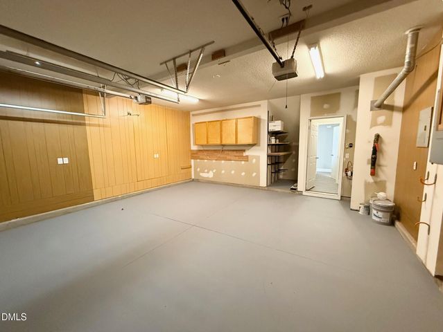 205 Trayesan Drive, Holly Springs, NC 27540