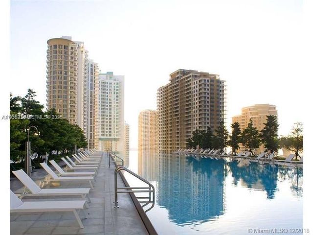 475 Brickell Ave 3414, Miami, FL 33131