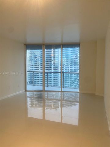 475 Brickell Ave 3414, Miami, FL 33131