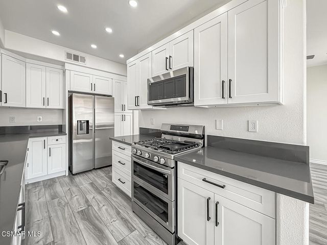391 Westlake Vista Lane, Thousand Oaks, CA 91362