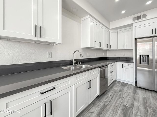 391 Westlake Vista Lane, Thousand Oaks, CA 91362