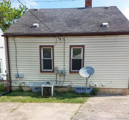 14535 Russell, Allen Park, MI 48101