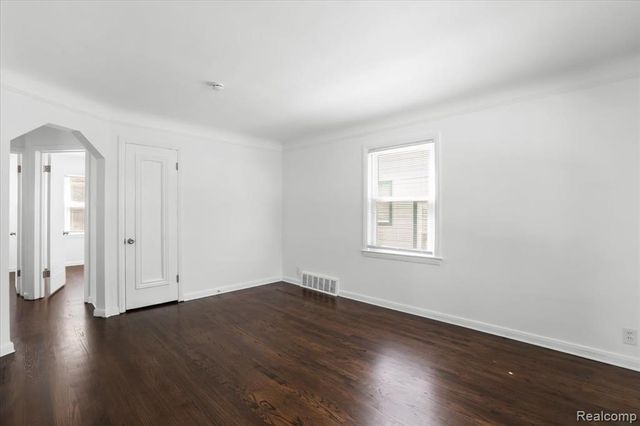 14535 Russell, Allen Park, MI 48101