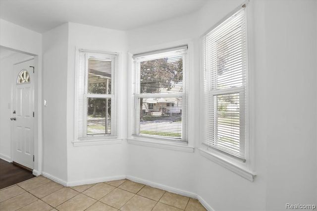 14535 Russell, Allen Park, MI 48101