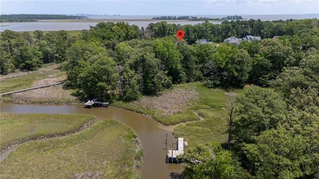 116 Colonial WAY, Carrollton, VA 23314
