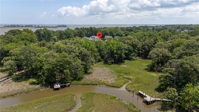 116 Colonial WAY, Carrollton, VA 23314
