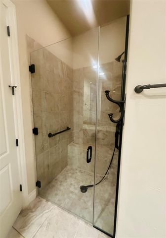 107 SW Rivalto CIR SW 1, Lakeway, TX 78734