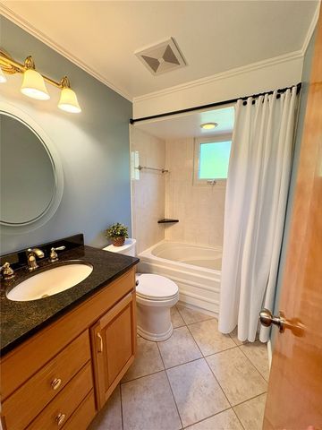 5122 Leroy Dr, Hampton, PA 15044