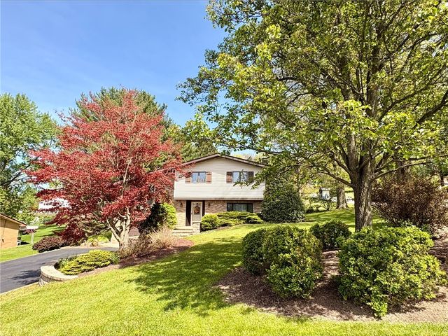 5122 Leroy Dr, Hampton, PA 15044