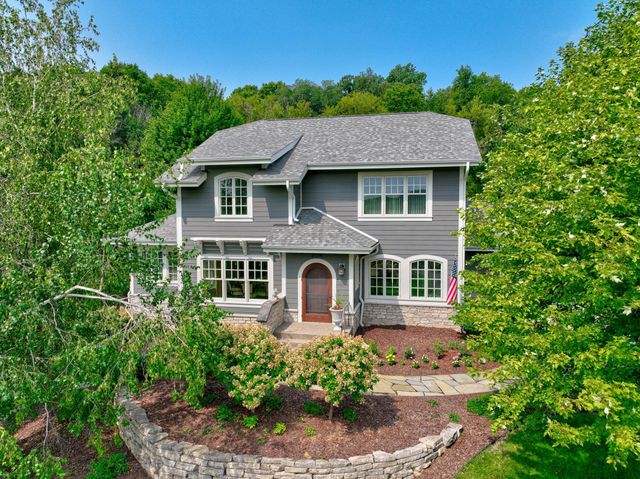 2156 Paris Avenue N, West Lakeland Twp, MN 55082