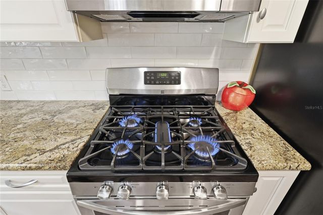 3219 NW 29TH TERRACE, Gainesville, FL 32605