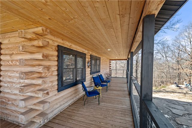 17233 N White Oak Ridge Road, Pea Ridge, AR 72751