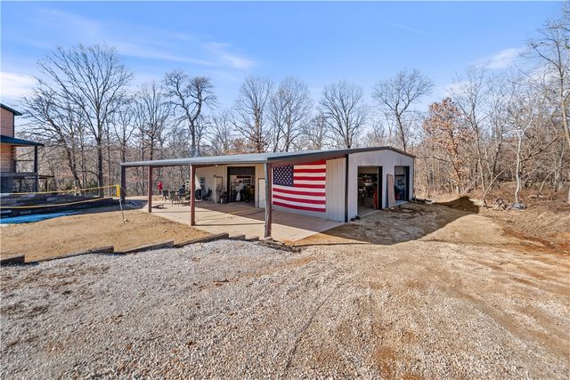 17233 N White Oak Ridge Road, Pea Ridge, AR 72751