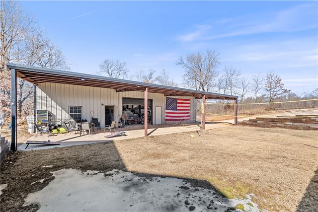 17233 N White Oak Ridge Road, Pea Ridge, AR 72751