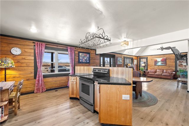 17233 N White Oak Ridge Road, Pea Ridge, AR 72751