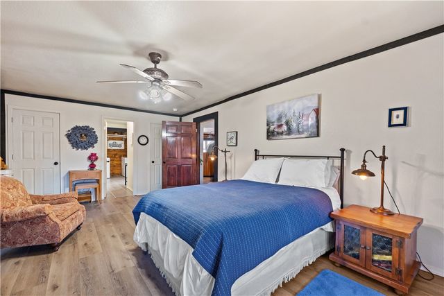 17233 N White Oak Ridge Road, Pea Ridge, AR 72751