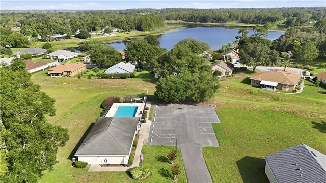 81 TWIN LAKE CIR, Umatilla, FL 32784