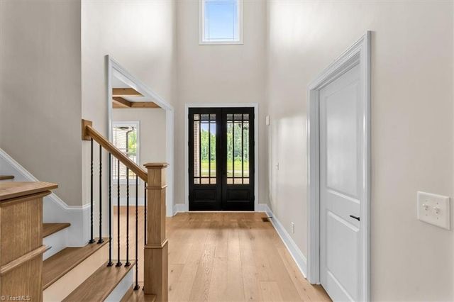 5084 Southern Pines Drive, Kernersville, NC 27284