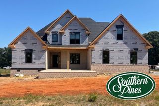 5084 Southern Pines Drive, Kernersville, NC 27284