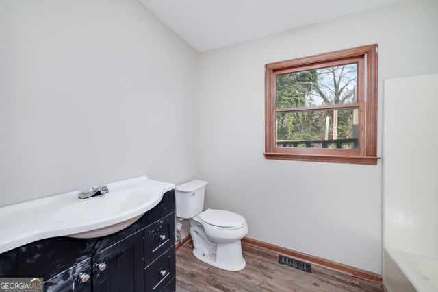 134 College Street, Royston, GA 30662