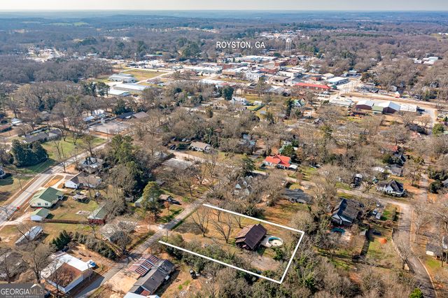 134 College Street, Royston, GA 30662