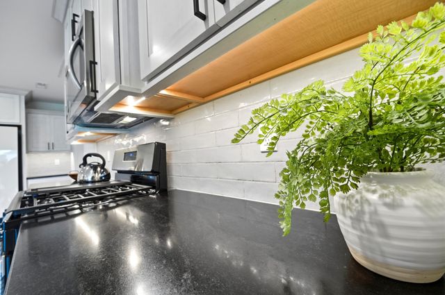 4717 STAYTON FERRY CIR, Columbia, MO 65201