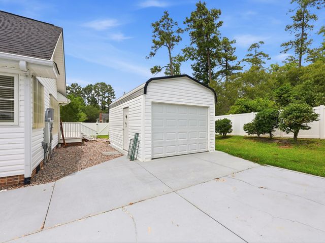 1504 Pickens St., Conway, SC 29527