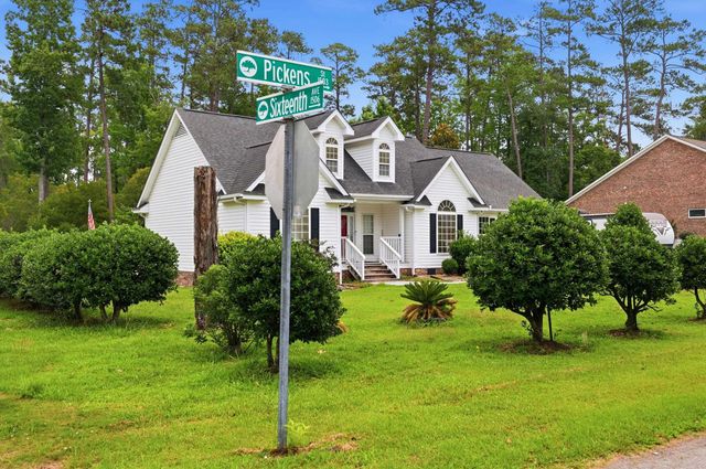 1504 Pickens St., Conway, SC 29527