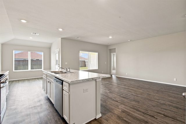 7520 E 143 Place North W, Collinsville, OK 74021