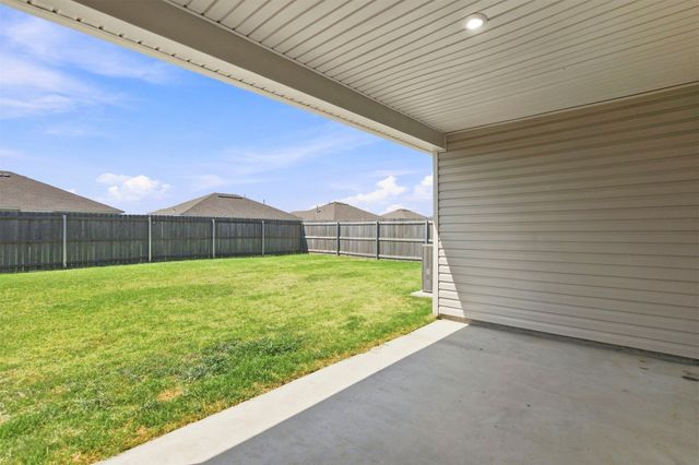 7520 E 143 Place North W, Collinsville, OK 74021