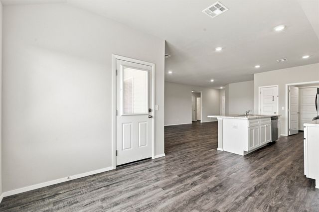 7520 E 143 Place North W, Collinsville, OK 74021