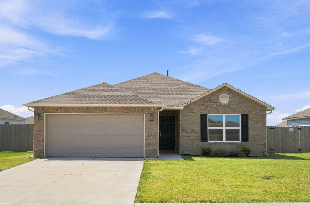 7520 E 143 Place North W, Collinsville, OK 74021