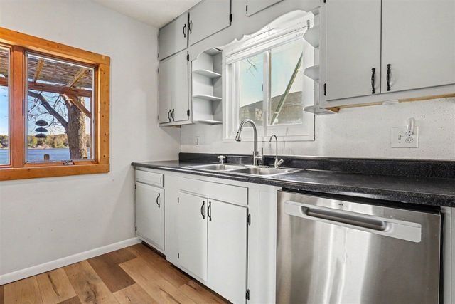 13615 Sunset Shores Drive, Cedar Springs, MI 49319